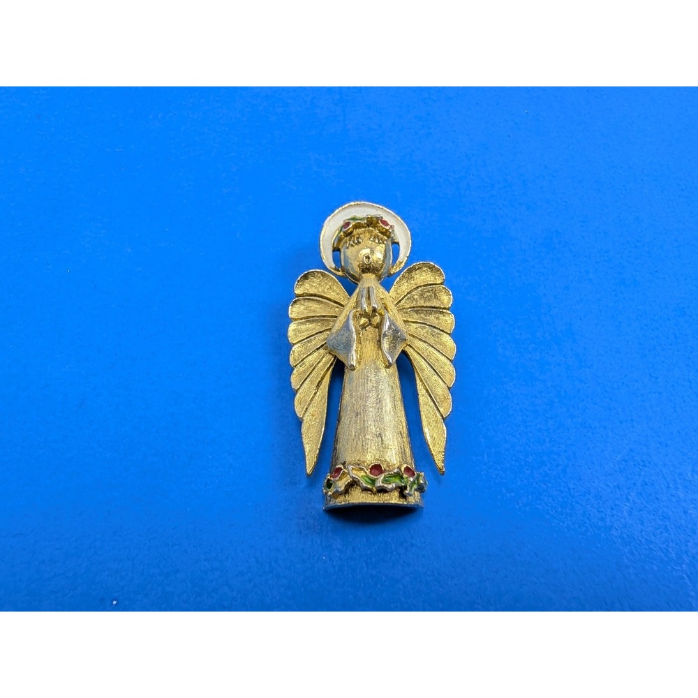 Vintage Art Gold Tone Angel Pin Brooch Taiwan Christmas Holiday Jewelry